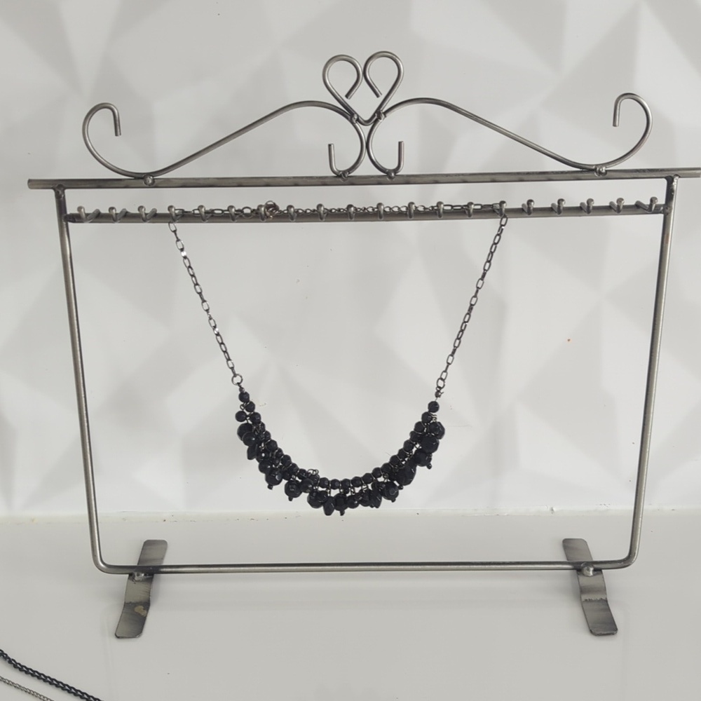 Jewelry Stand + 3 Elegant Black Beaded Necklace Set New